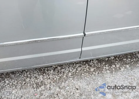 2010 Dodge Grand Caravan Sxt from USA, damaged, VIN 2D4RN5D10AR147535